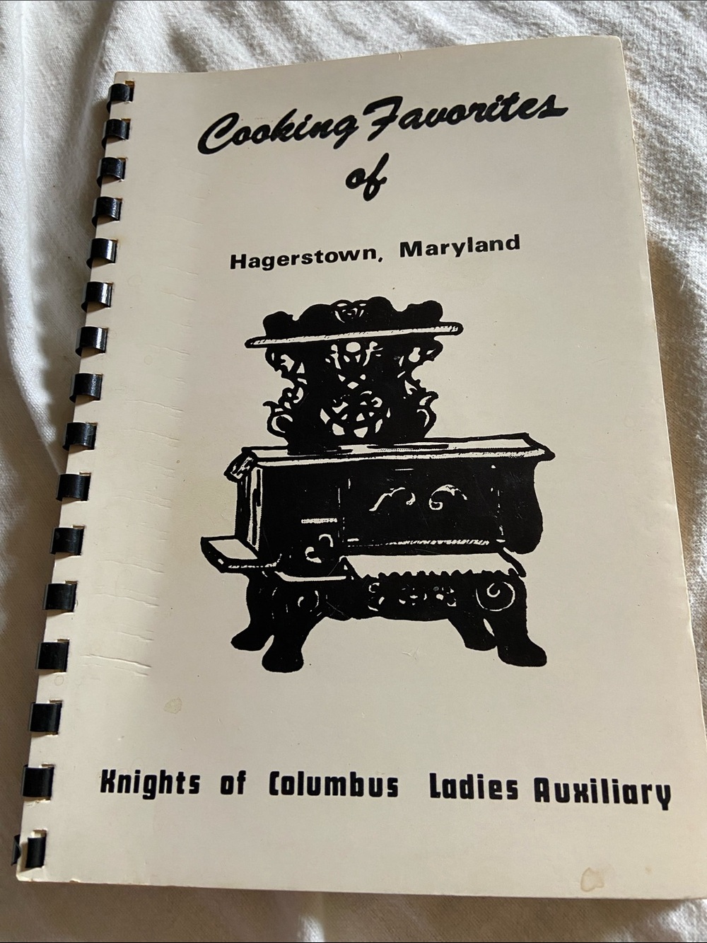 Vintage Spiral cookbook Hagerstown Maryland Community Knights Columbus Ladies MD